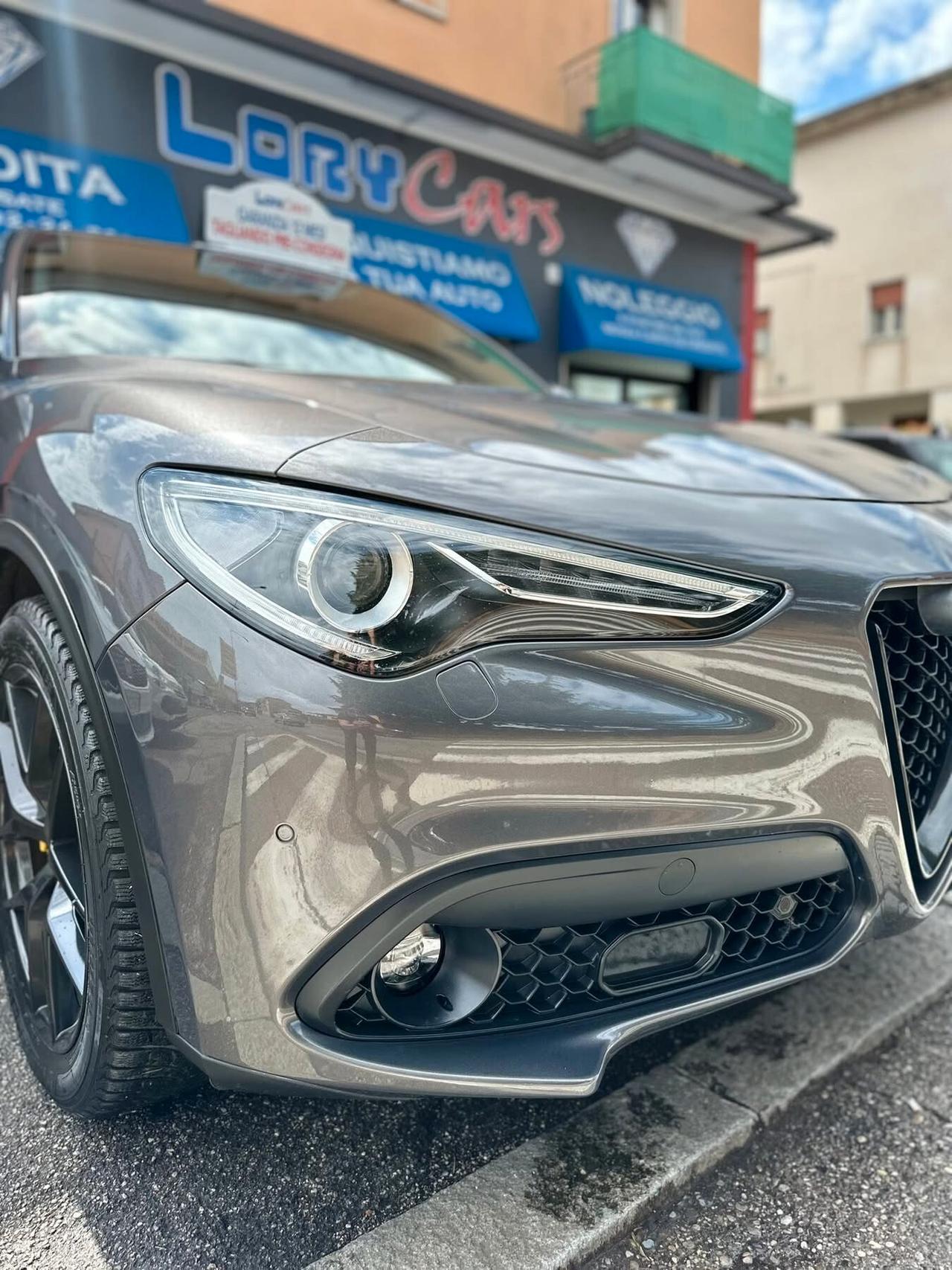 Alfa Romeo Stelvio 2.2 Turbodiesel 190 CV AT8 Q4 Business