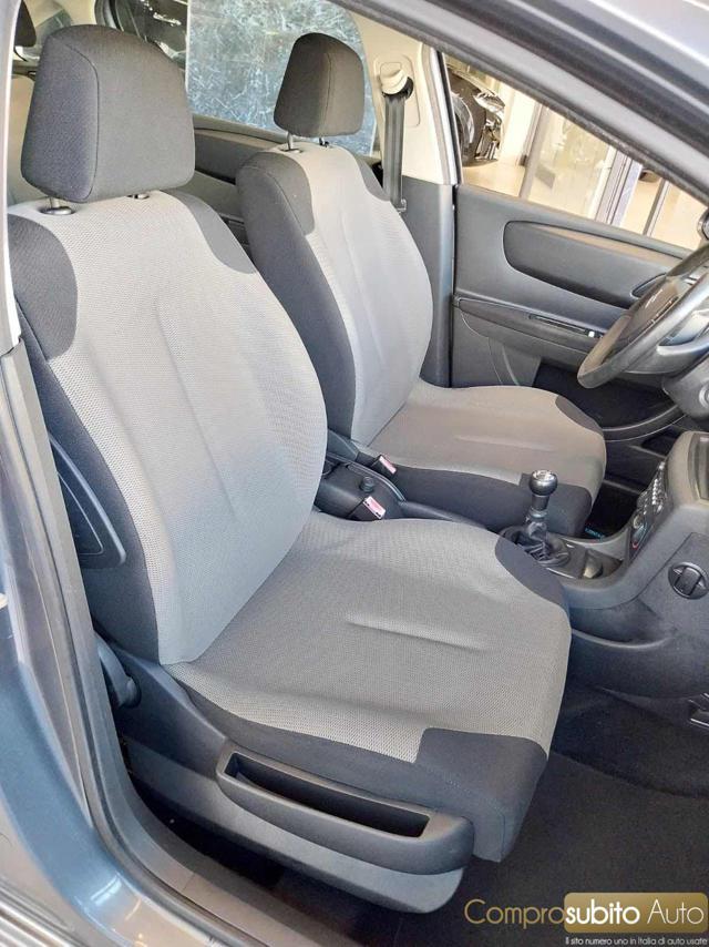 CITROEN C4 1.4 16V