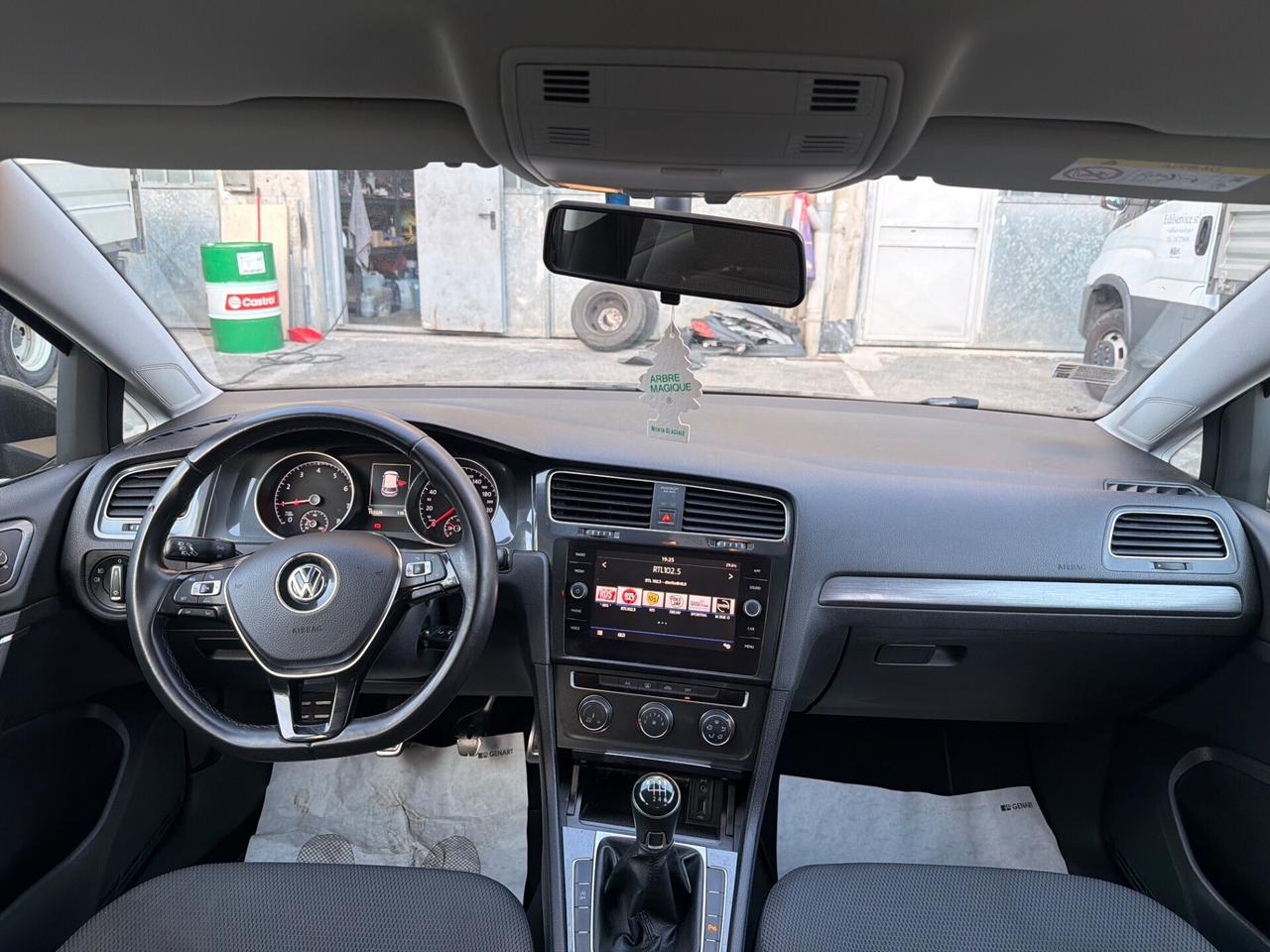 Volkswagen Golf 1.0 TSI 110 CV 5p. Trendline BlueMotion Technology