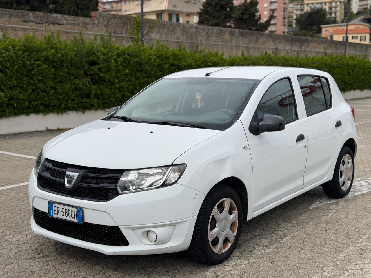 Dacia Sandero 1.2 GPL 75CV motore da rivedere - euro6