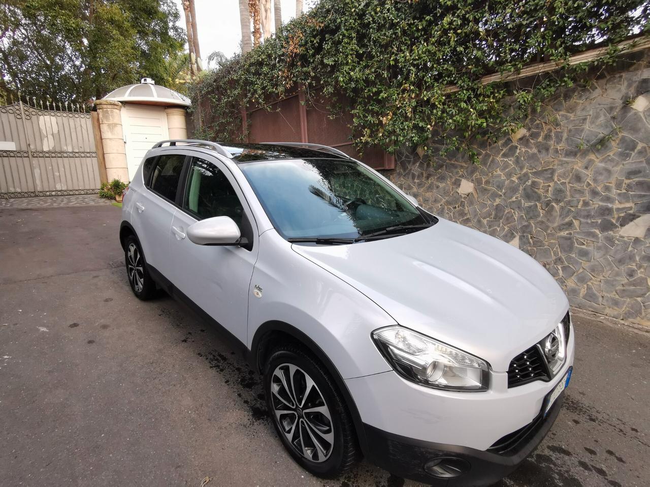 Nissan Qashqai 2.0 dCi n-tec 2011 Autocarro