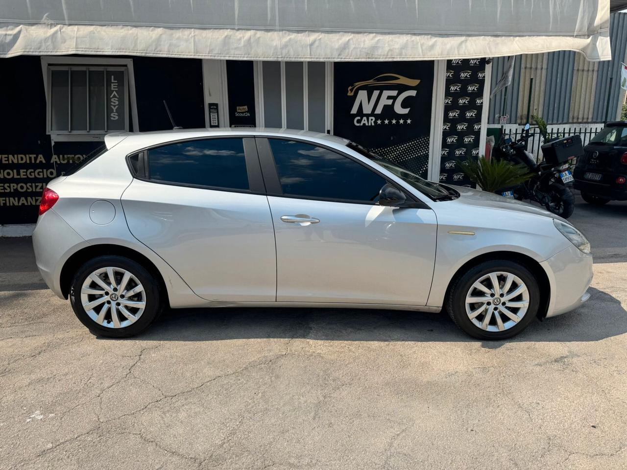 Alfa Romeo Giulietta 1.6 JTDm-2 120 CV NAVIGATORE Full