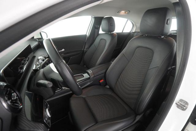 MERCEDES-BENZ A 180 A 180 d Automatic Advanced