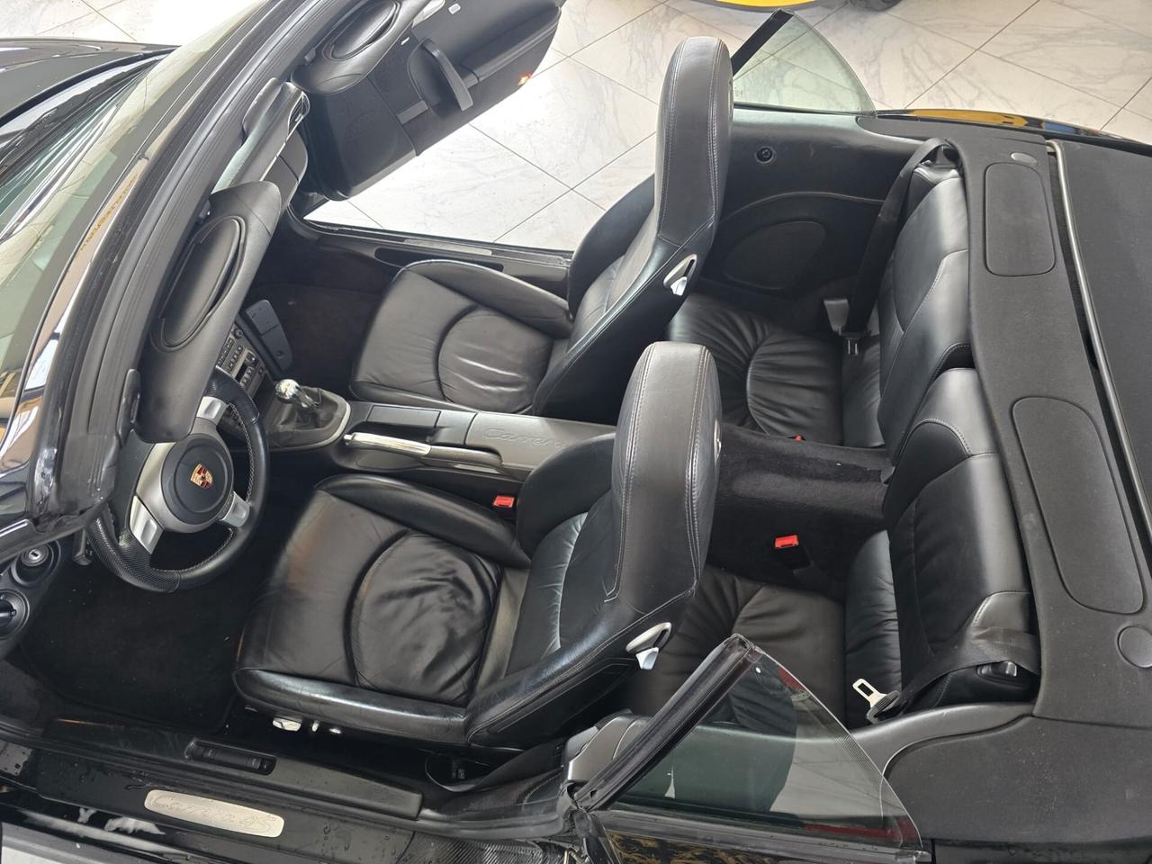 Porsche 911 Carrera 4S Cabriolet