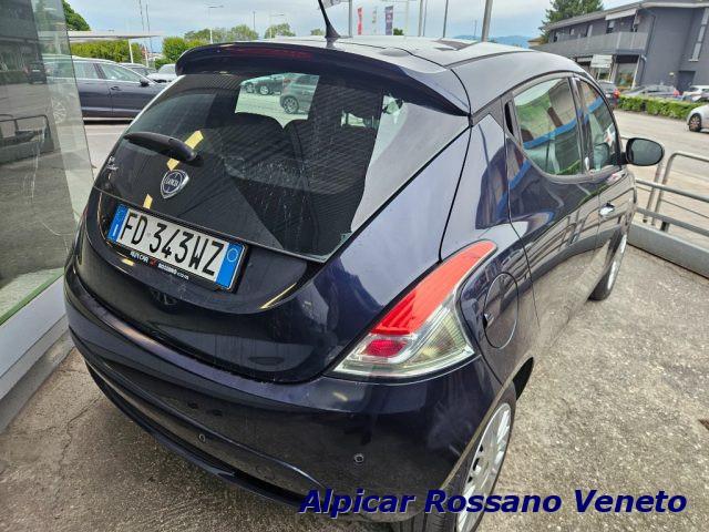 LANCIA Ypsilon 1.2 69 CV 5 porte GPL Ecochic Gold