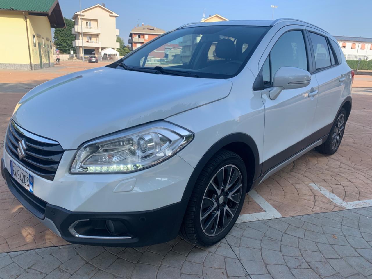 Suzuki s-cross sx4 2wd top 2014