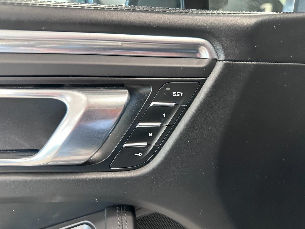 Porsche Macan 2.0 245cv pdk