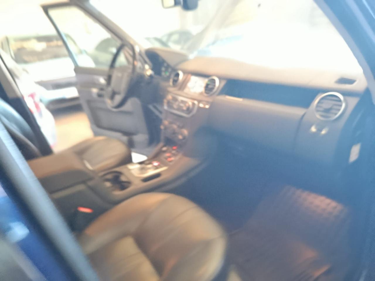 Land Rover Discovery 4 3.0 SDV6 249CV SE