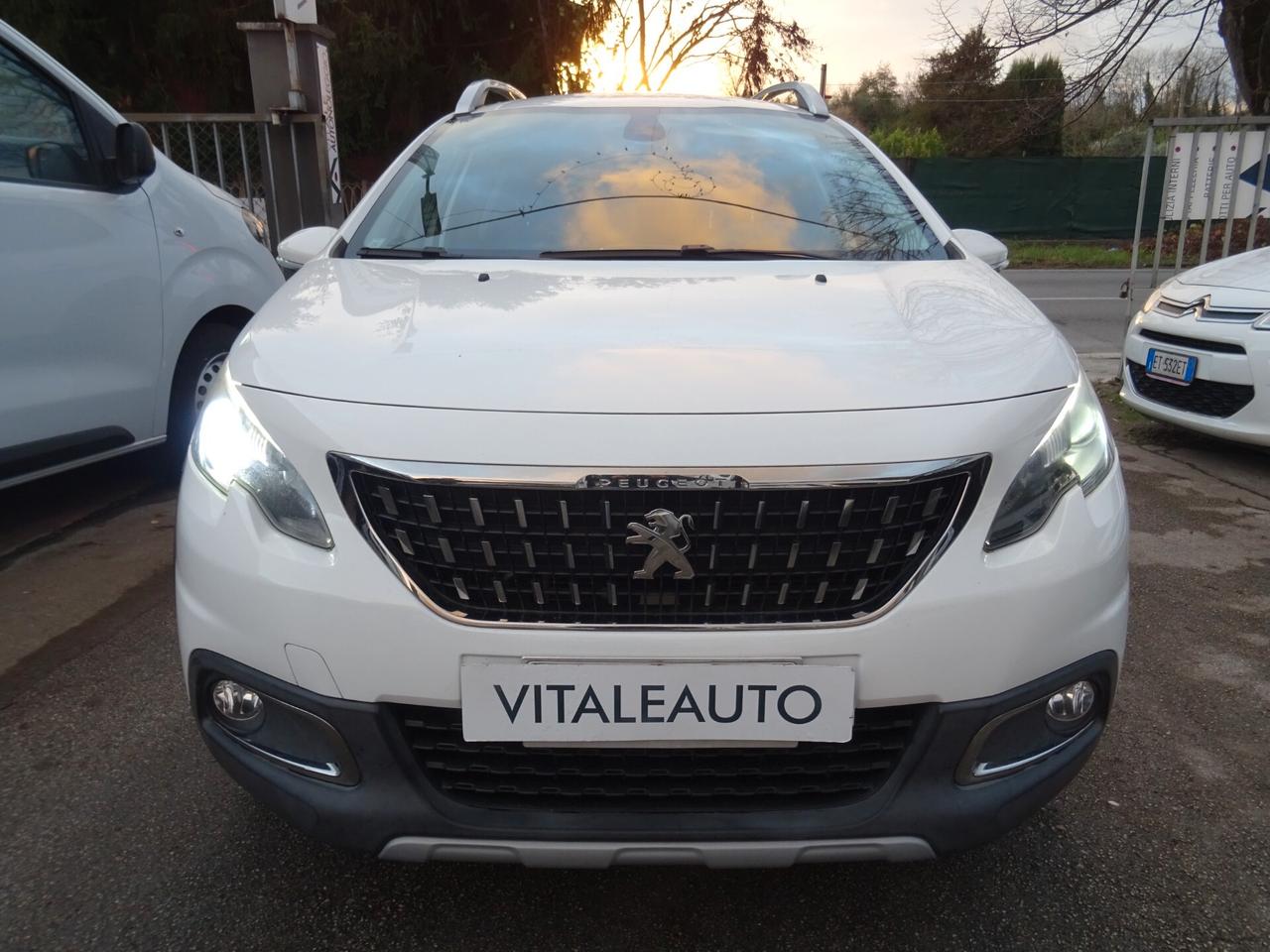 Peugeot 2008 BlueHDi 120 Allure