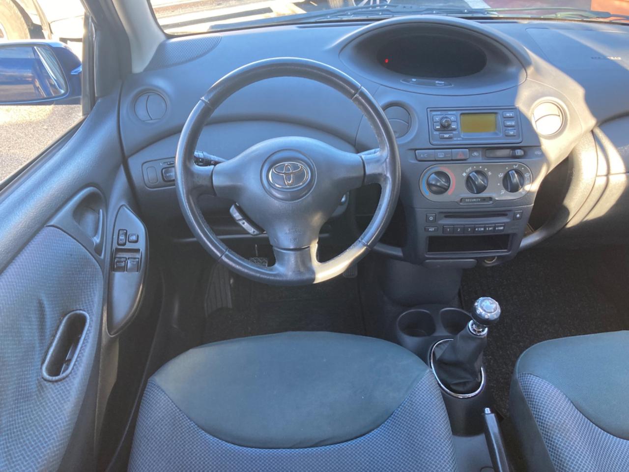 TOYOTA YARIS 1.4 D4-D 5 PORTE