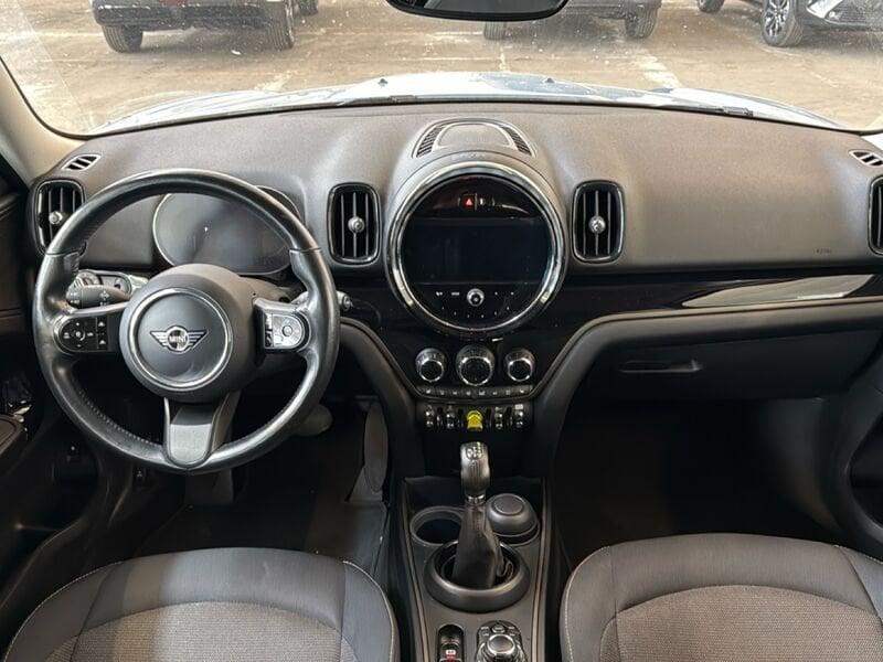 MINI Countryman Plug-In Hybrid Cooper S E ALL4 Business autom.
