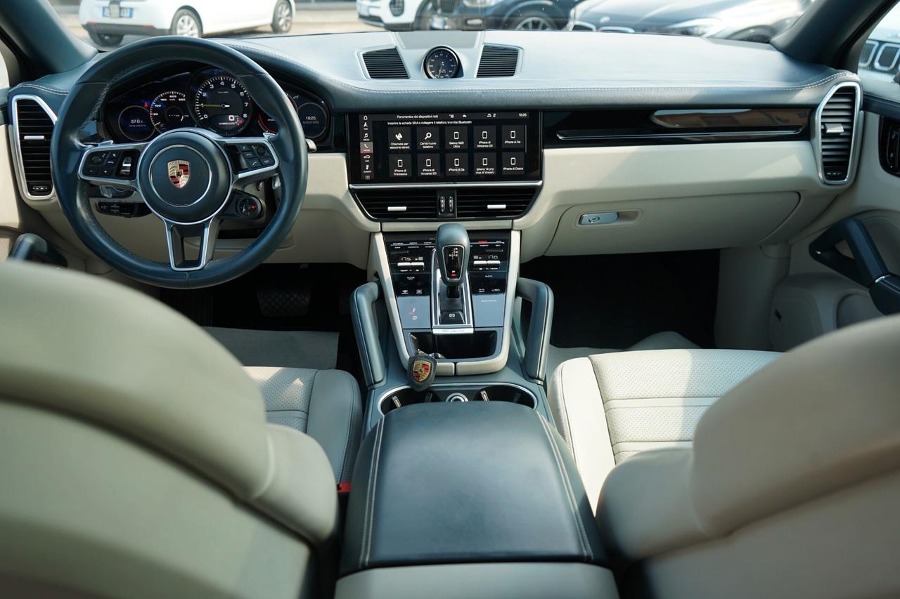 Porsche Cayenne Coupé 3.0 V6 E-Hybrid