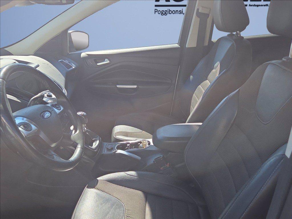 FORD Kuga 2.0 tdci Titanium 4wd s&s 150cv E6 del 2016