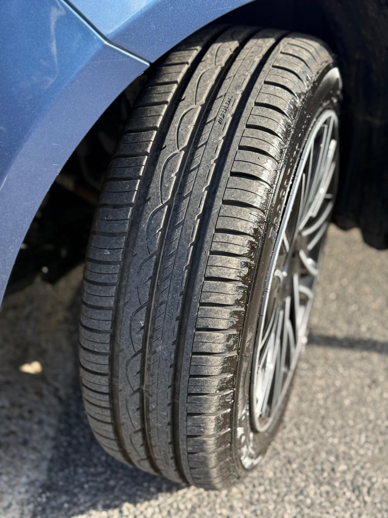 Lancia Ypsilon 1.0 FireFly Hybrid Silver Plus