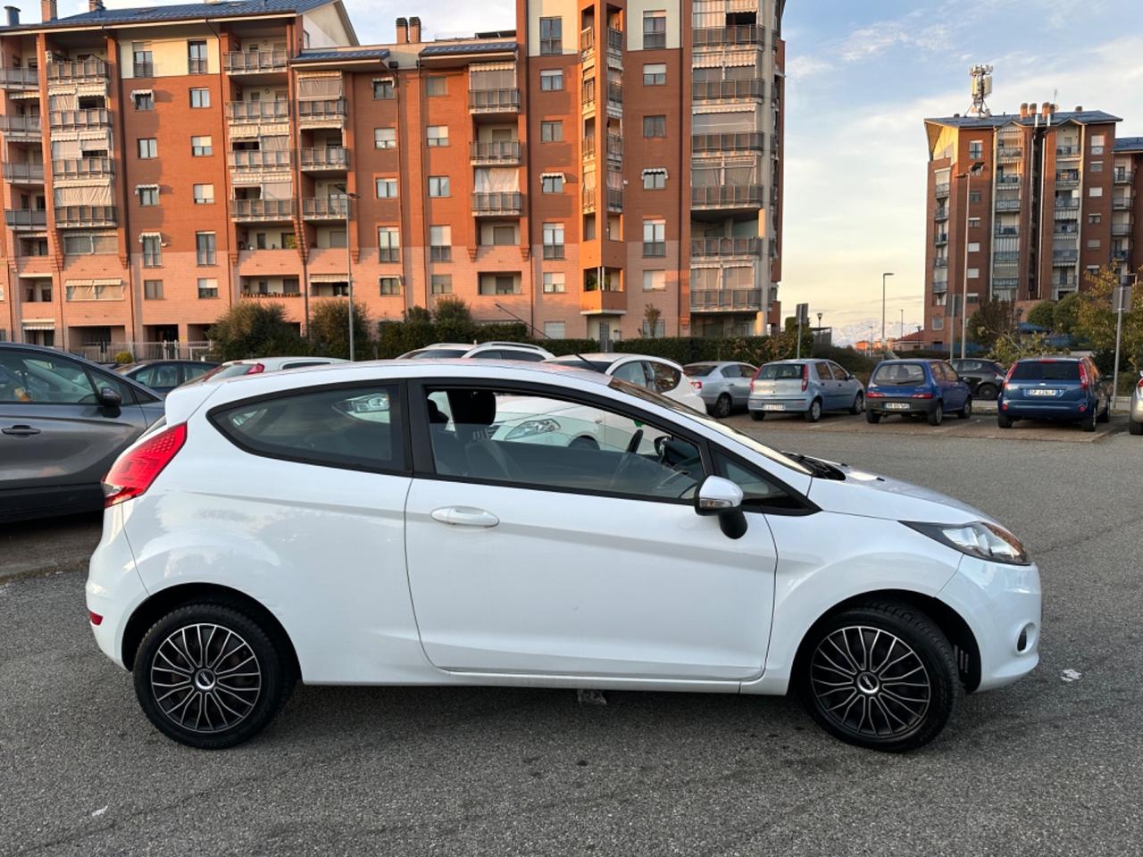 Ford Fiesta Fiesta 1.4 3 porte Bz.- GPL