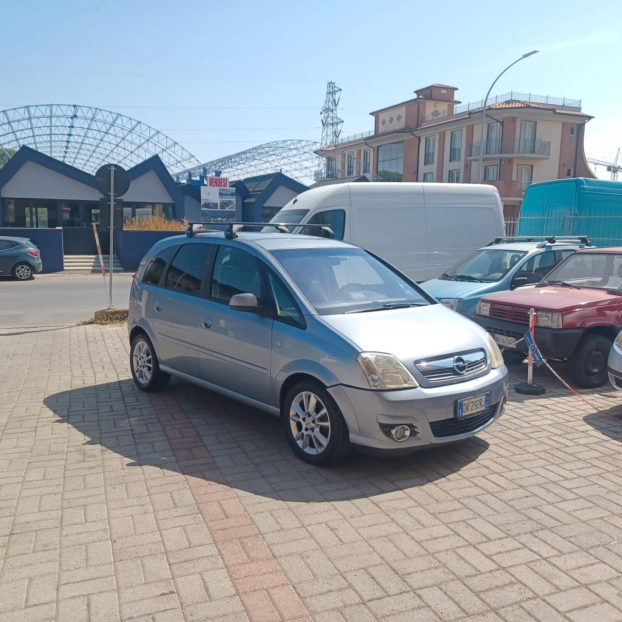 ECONOMICA MERIVA 1.7 CDI 177.288 KM