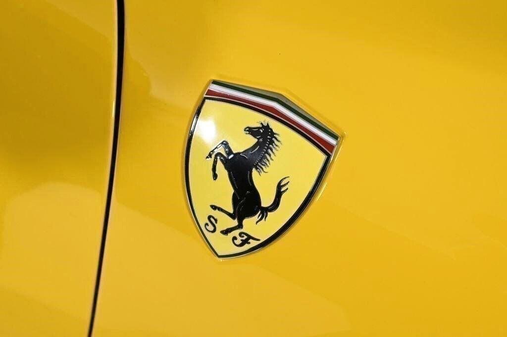 Ferrari 296 GTB NOLEGGIO LUNGO TERMINE - LEASING FULL INCLUSIVE