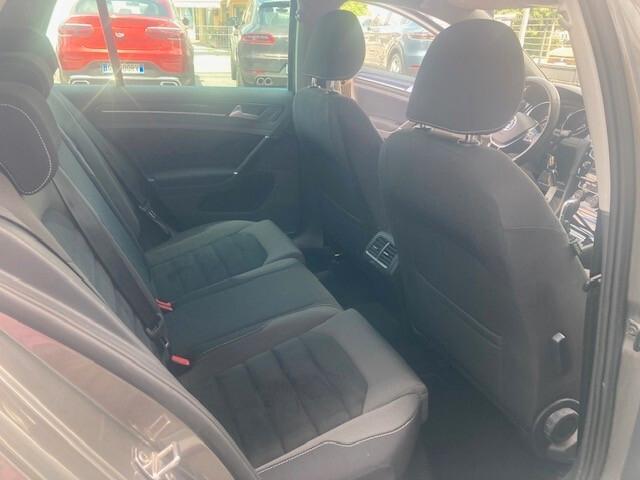 Volkswagen Golf 1.6 TDI DSG 5p. Highline BlueMotion Technology