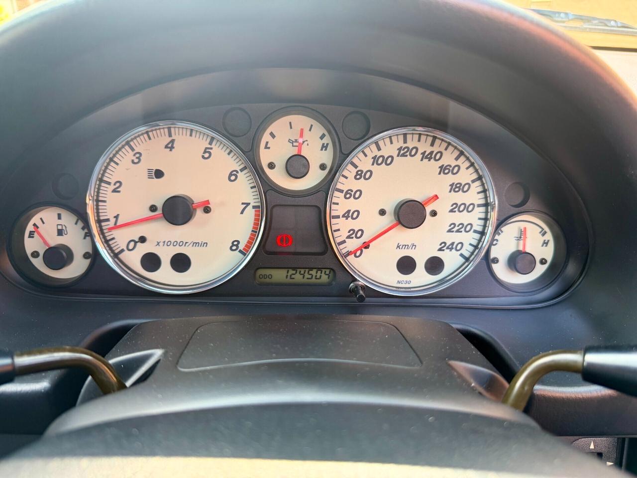 Mazda MX-5 1.6i 16V cat Trilogy