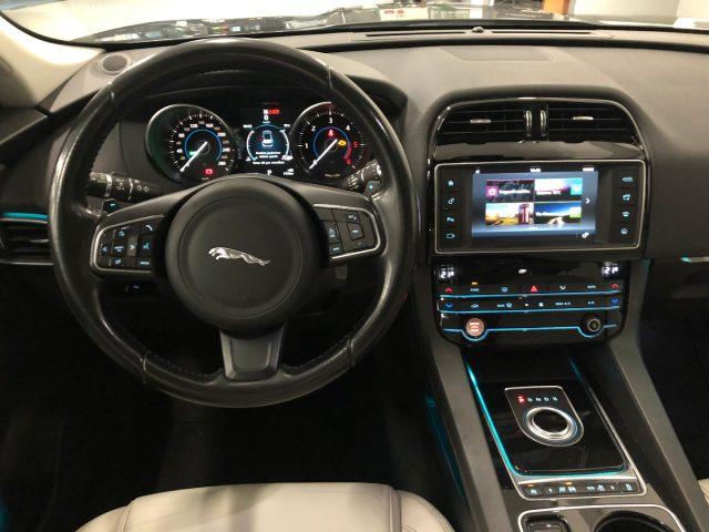 JAGUAR F-Pace 3.0 D V6 300 CV AWD aut. Prestige