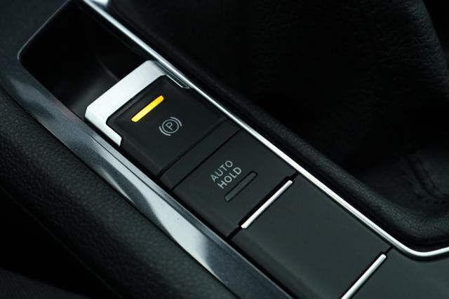 VOLKSWAGEN Tiguan 2.0 TDI 150 CV SCR DSG Life