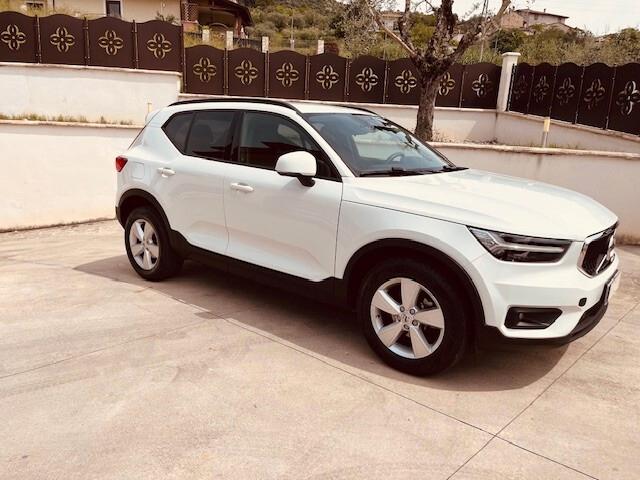 VOLVO XC40 D3 150 CV DIGITAL COCKPIT UNIPRO'