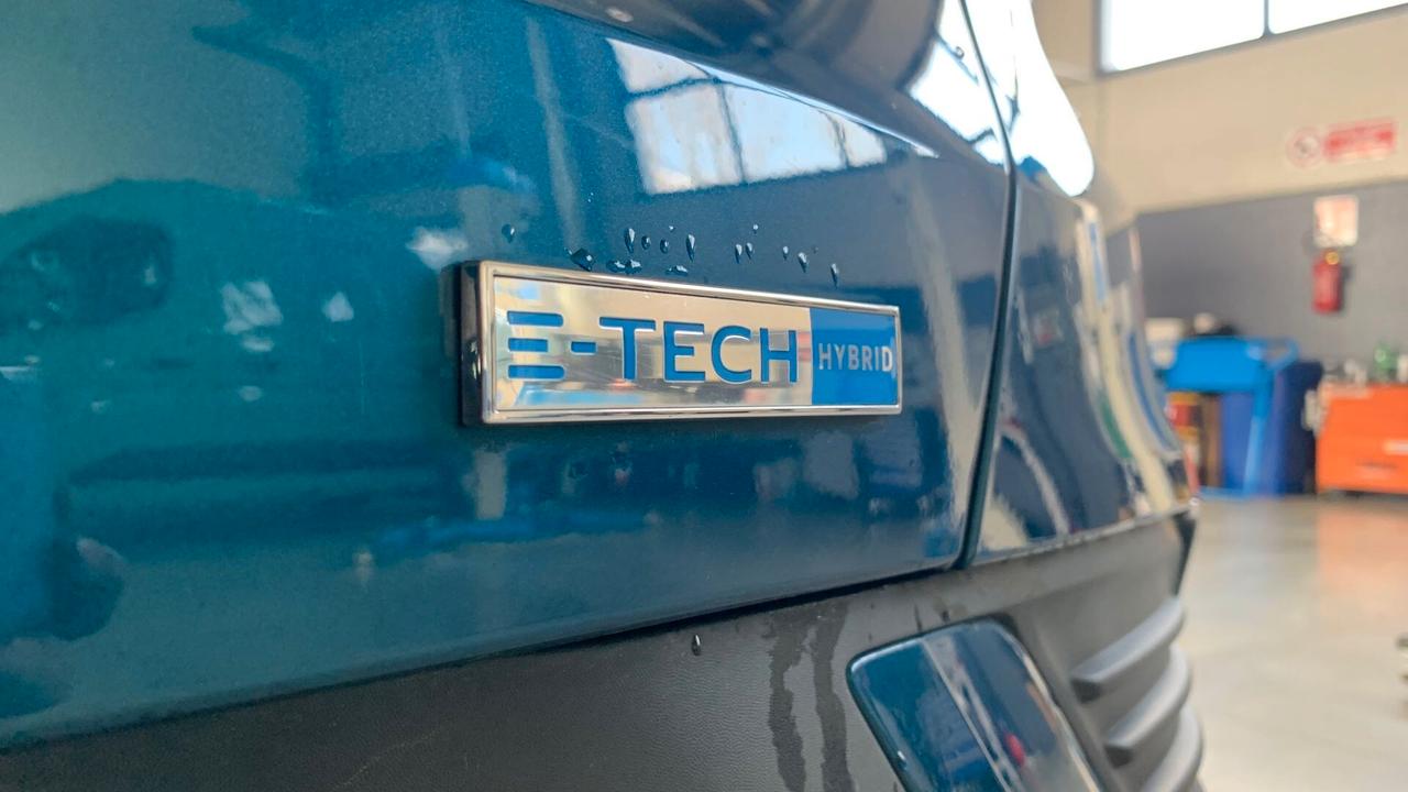 Renault Arkana Hybrid E-Tech 145 CV R.S. Line