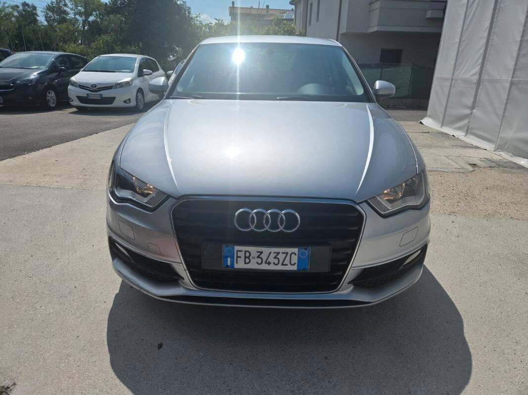 Audi A3 1.6 tdi Business 110cv s-tronic E6