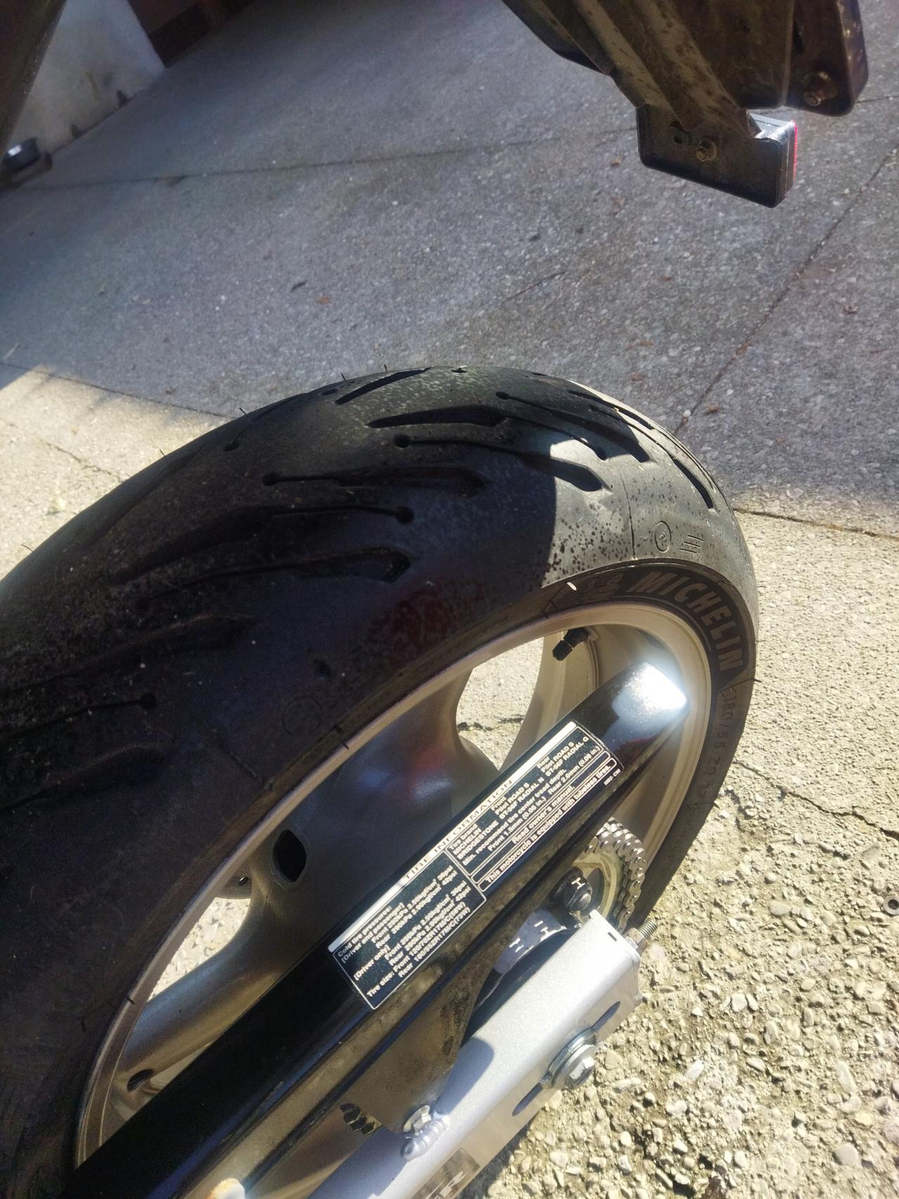 Honda Hornet pronta a viaggiare