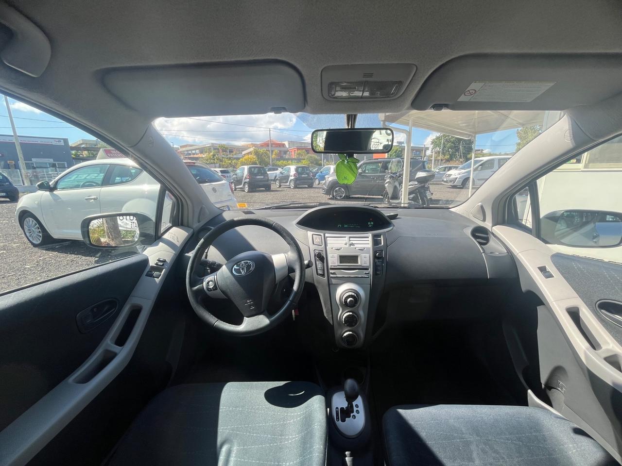 Toyota Yaris 1.4D-4D Automatica