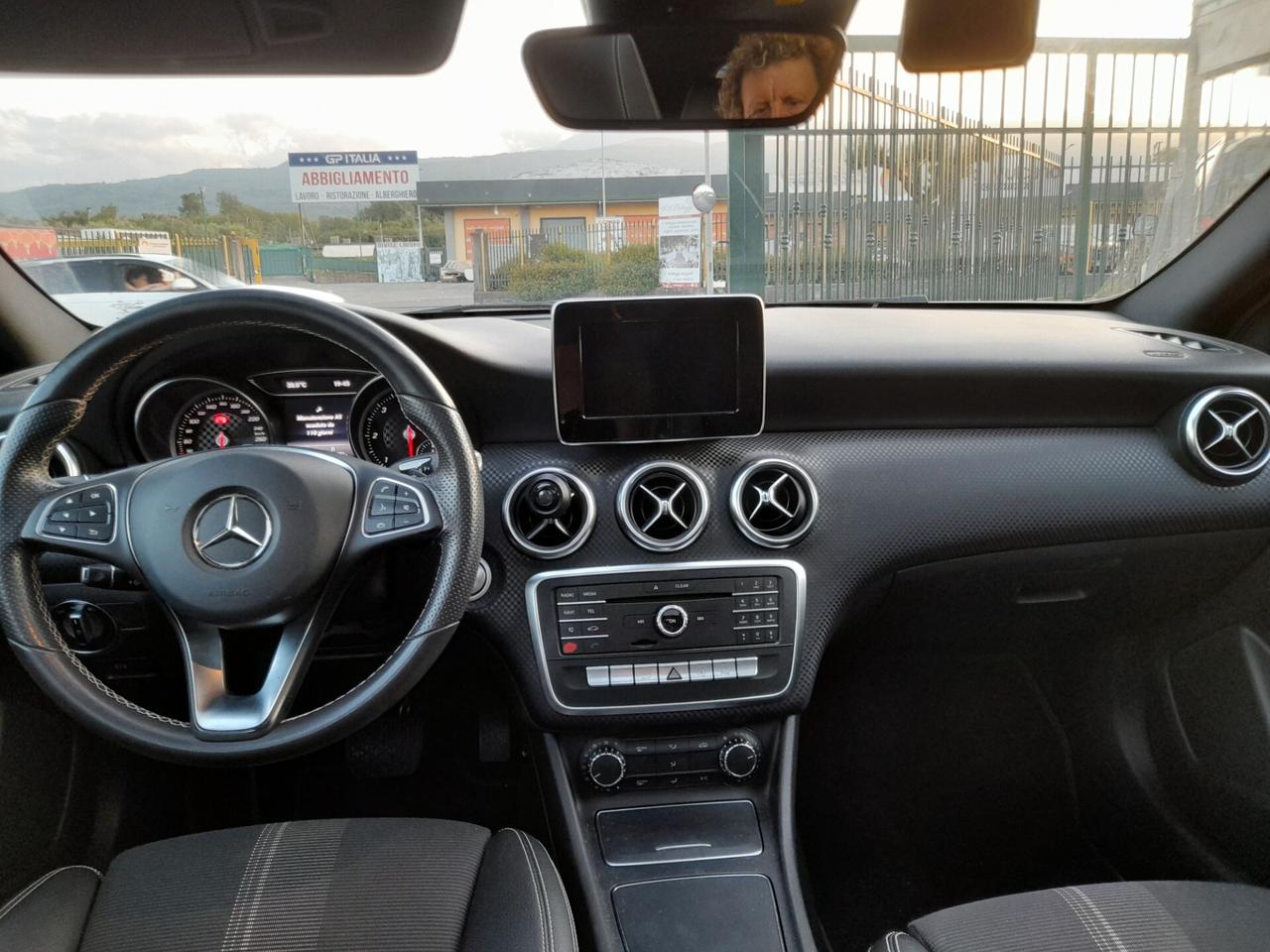 Mercedes-benz classe A 200 d 136 CVPremium 4 Matic