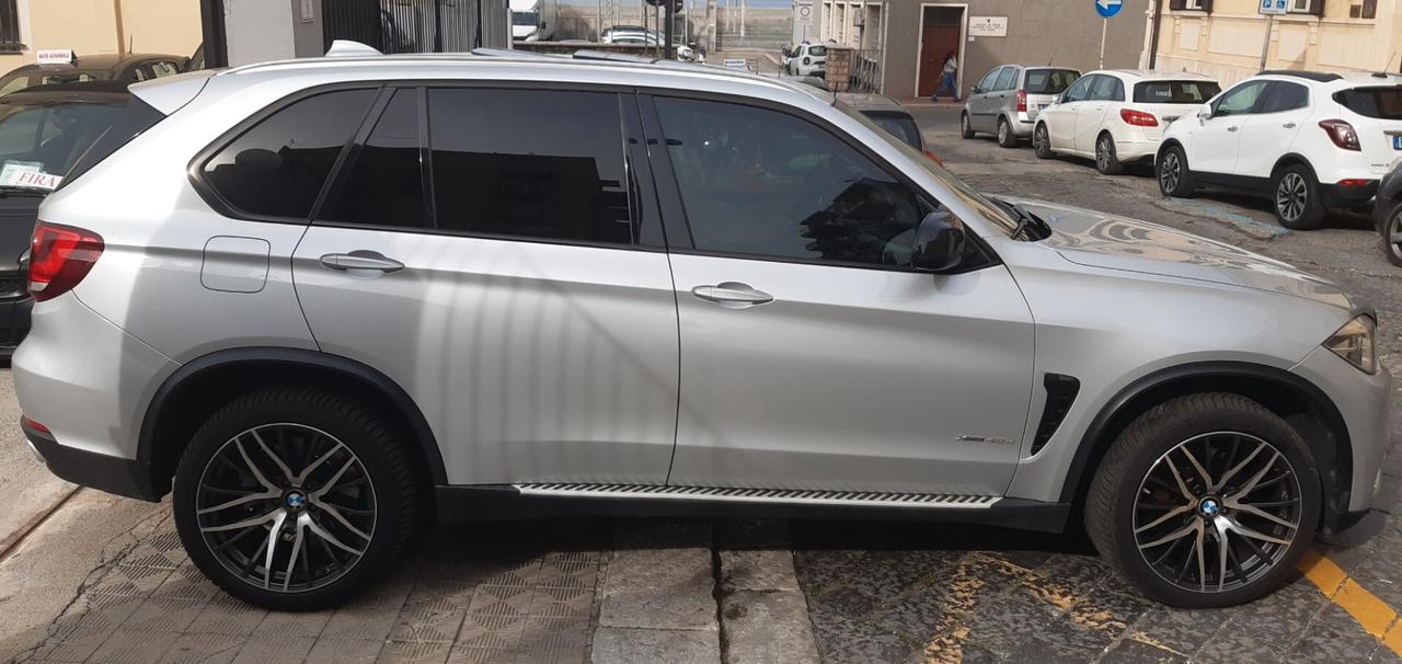 Bmw X5 xDrive40d Luxury 7 POSTI