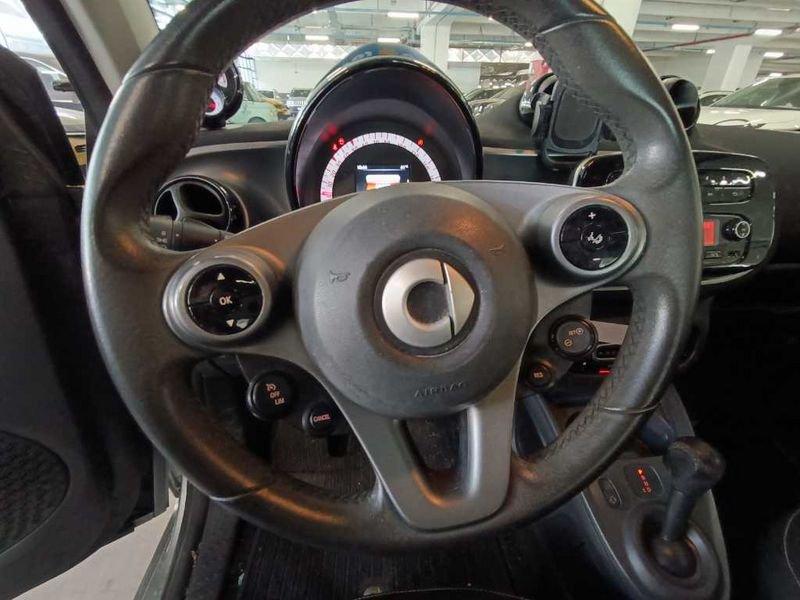 smart fortwo 3ª s. (C453) 70 1.0 Youngster