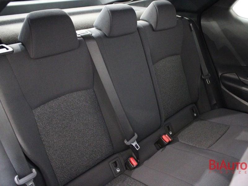 Toyota C-HR C-HR 1.8 hev Active fwd e-cvt