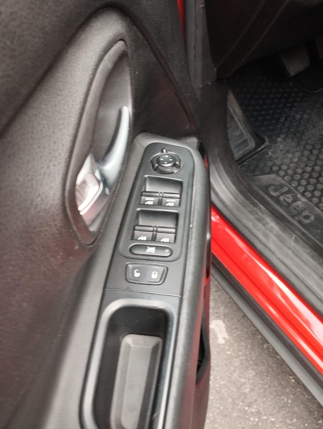 Jeep Renegade 1.6 Mjt DDCT 120 CV Limited