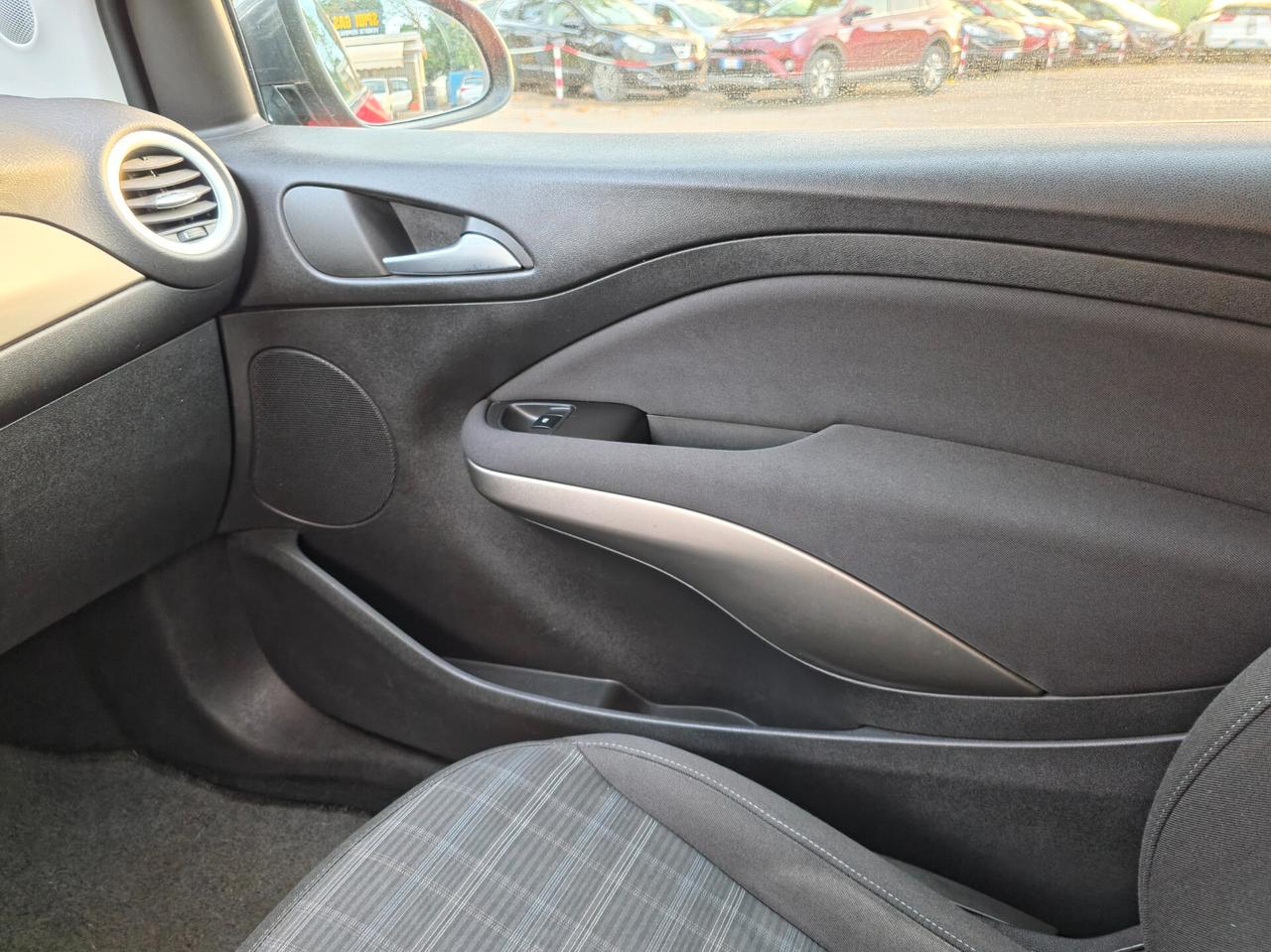 Opel Adam 1.4 87 CV Start&Stop Glam 2015-E6 Automatico NEO