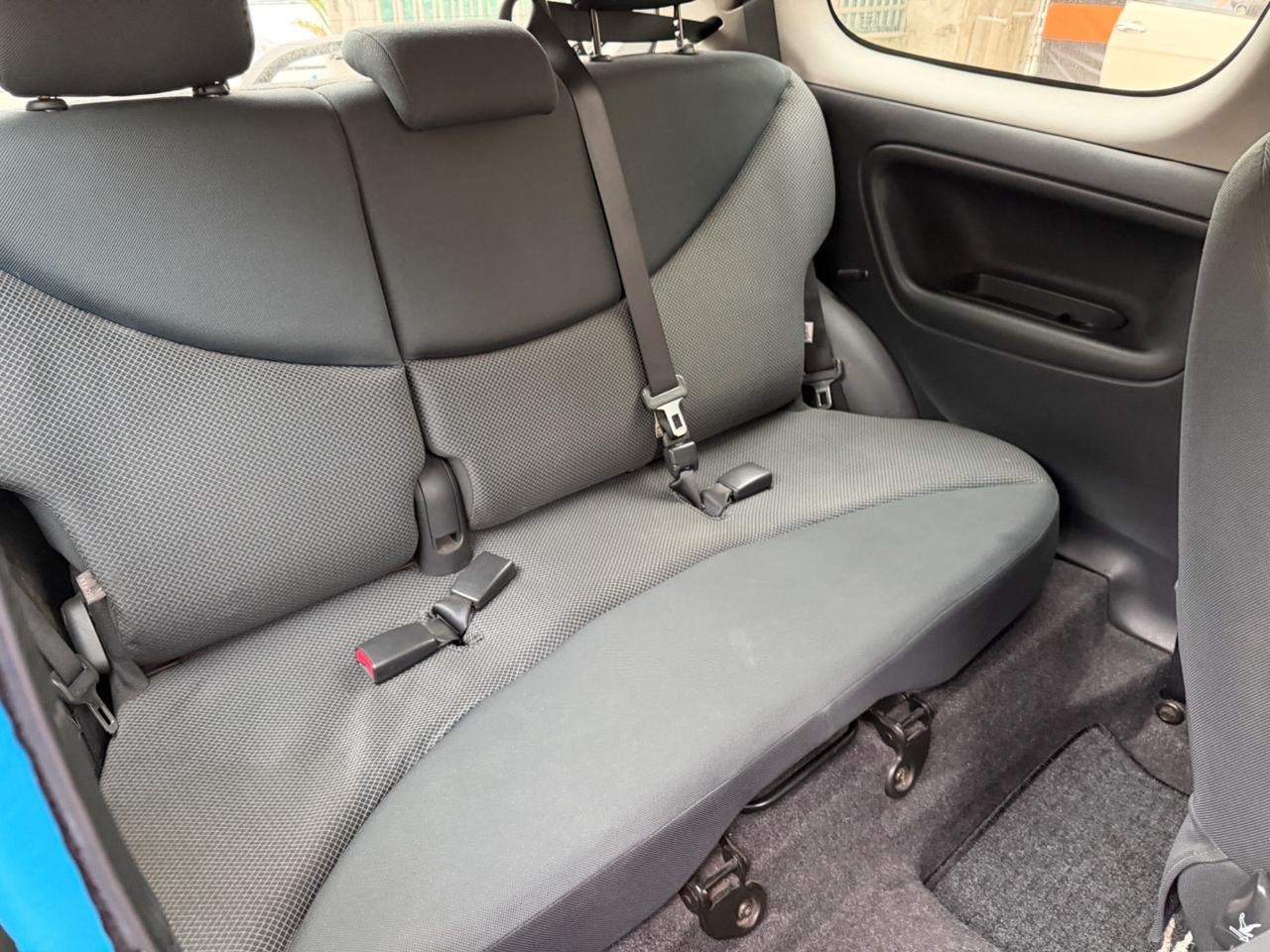 Toyota Yaris 1.3i benzina euro4