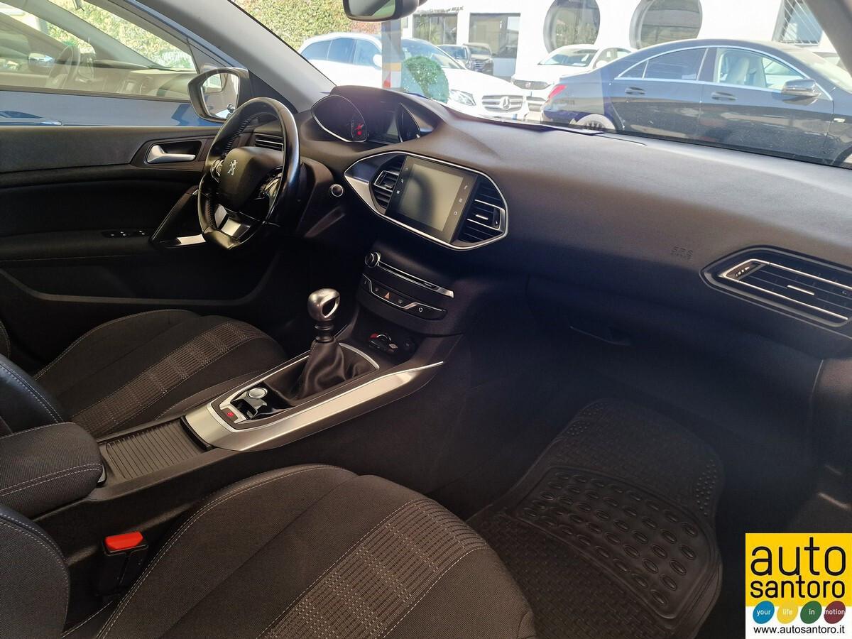 PEUGEOT 308 1.5 ALLURE