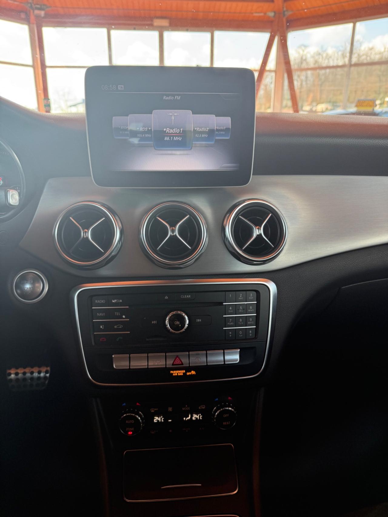 Mercedes-benz GLA 200 d Automatica