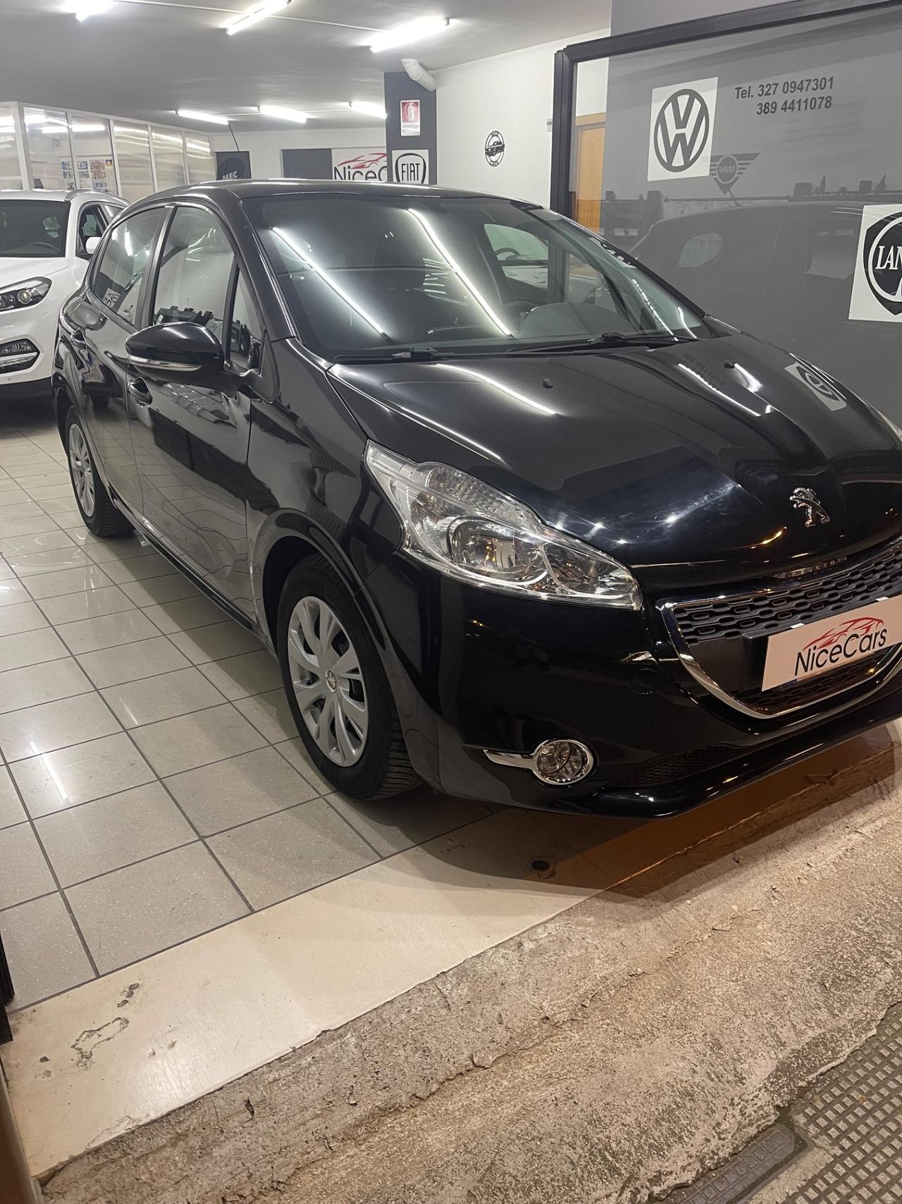 Peugeot 208 1.4 HDi 68 CV 5 porte Active