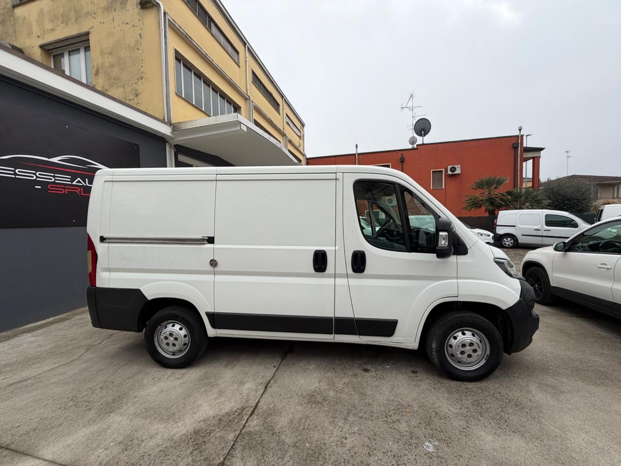 Peugeot Boxer 328 2.0 BlueHDi PC-TN Furgone