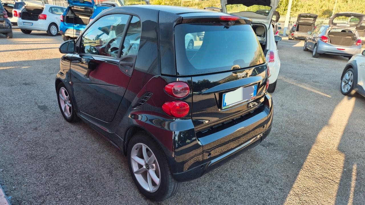 Smart ForTwo 1000 52 kW MHD coupé passion