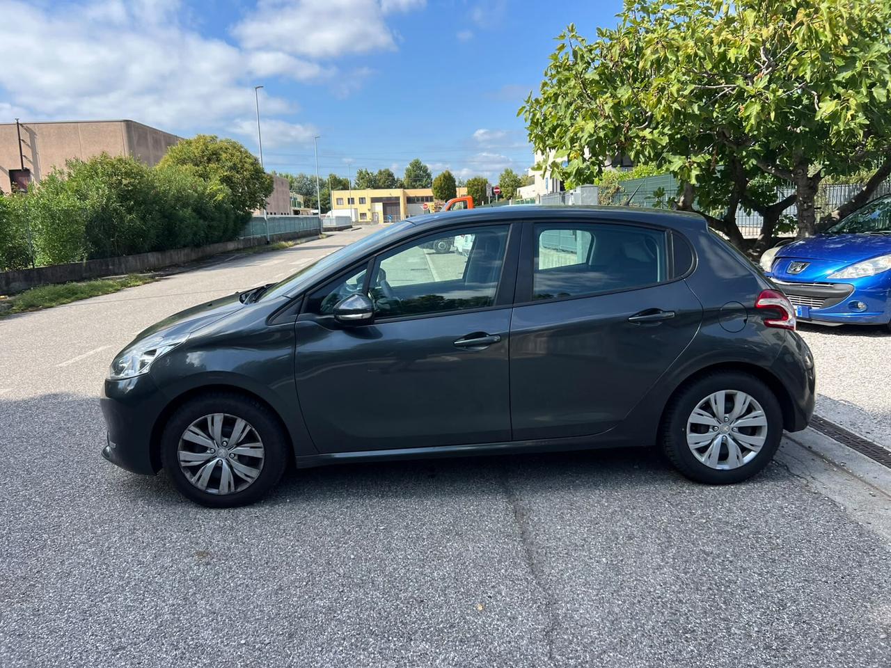 Peugeot 208 BlueHDi 75 S&S 5 porte Active Ok neopatentato