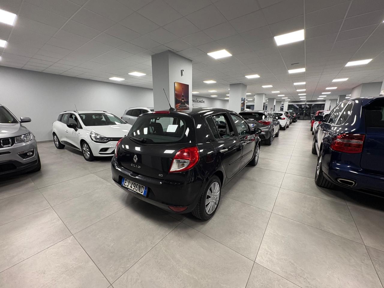 Renault Clio 1.5 dCi 75CV anno 2011 neopatentati