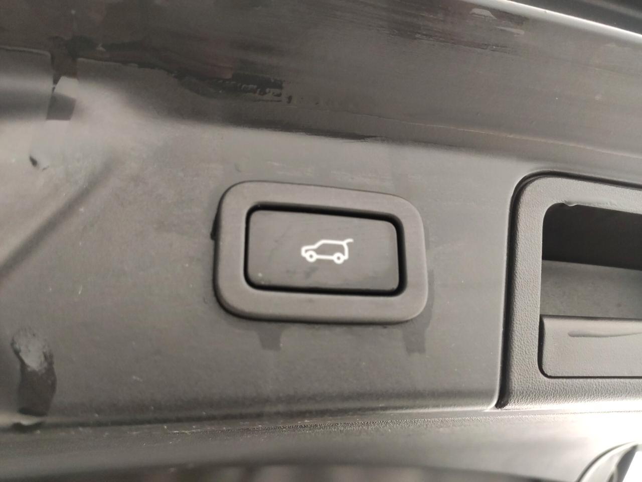 Land Rover Range Velar 3.0D l6 300 CV R-Dynamic HSE