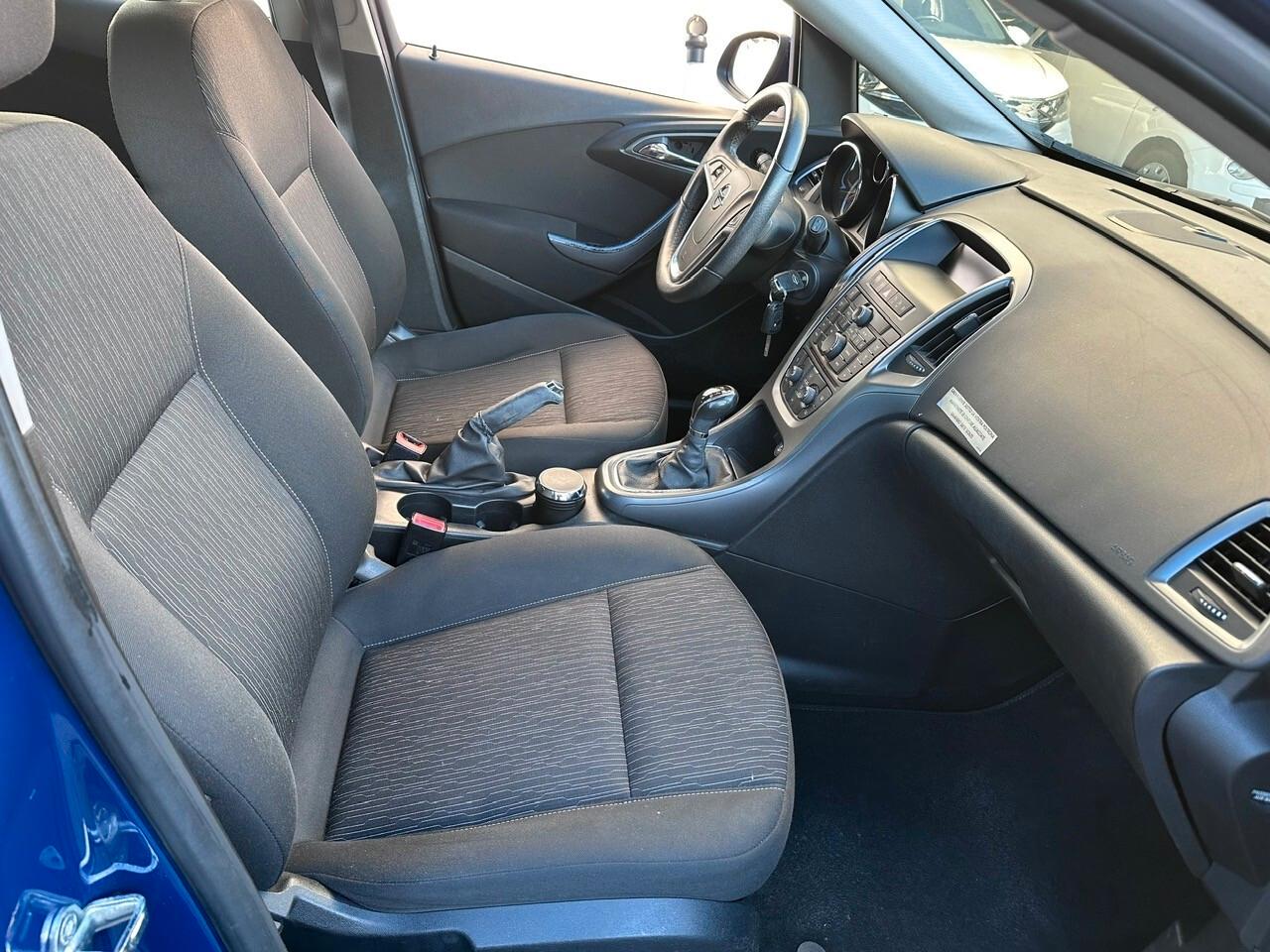 Opel Astra 1.4 Turbo 140CV Sports Tourer Cosmo