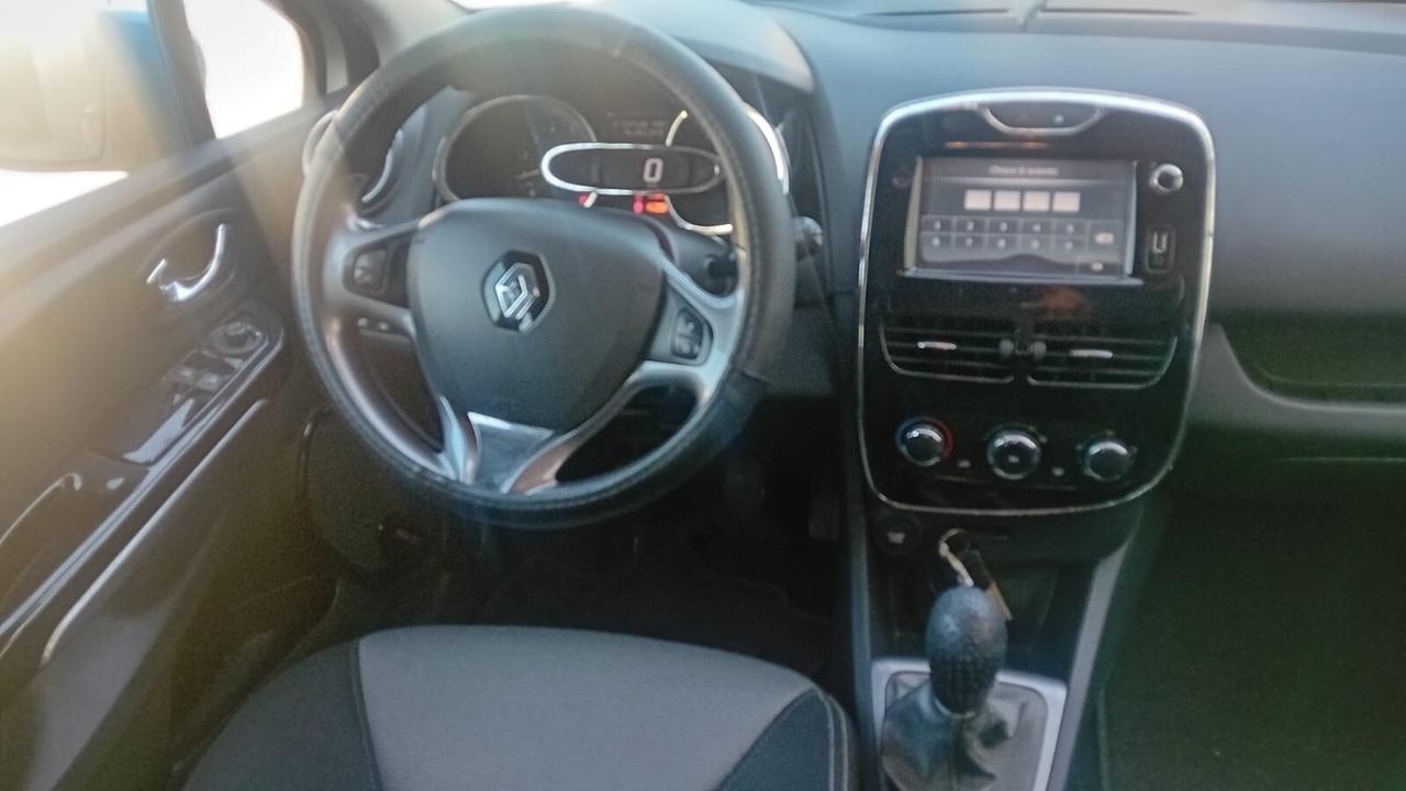 Renault clio 1.5 dci/75 cv-full-2015