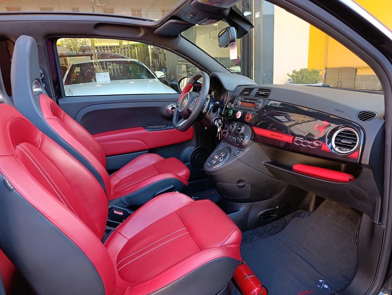 Abarth 500 C 1.4 Turbo T-Jet MTA Cabriolet