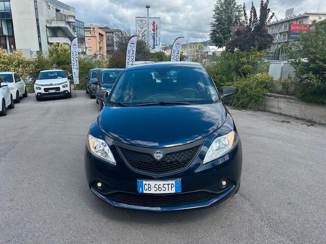 Lancia Ypsilon 1.2 69 CV 5 porte GPL Ecochic Silver