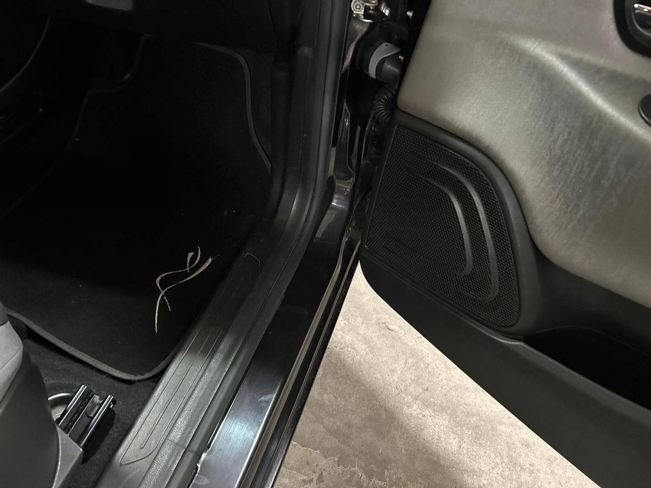 Lancia Ypsilon 1.2 69 CV 5 porte Gold